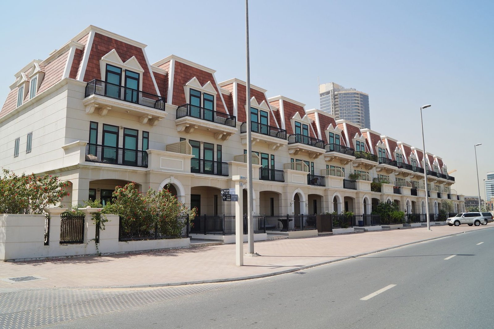 jumeirah-village-circle 2.jpg
